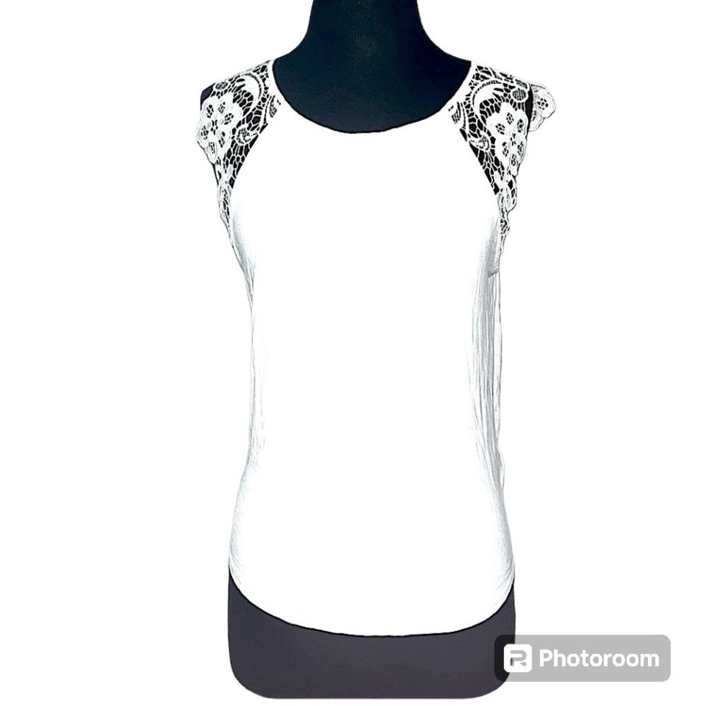 Nwot white blouse with lace shoulder detail!  Feminine meets comfort size S